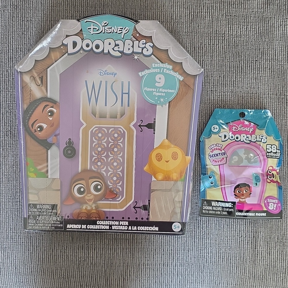 Disney Doorables Wish Collection Exclusive 9 Figures, Plus Bonus Mystery Figure.